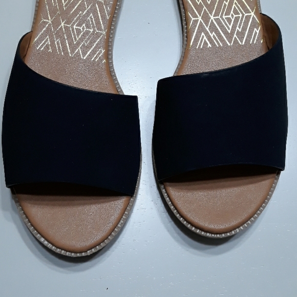 Slide sandals - Picture 4 of 4